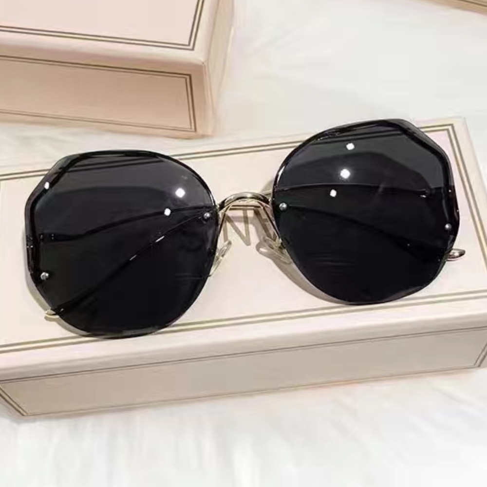 New unisex sunglasses